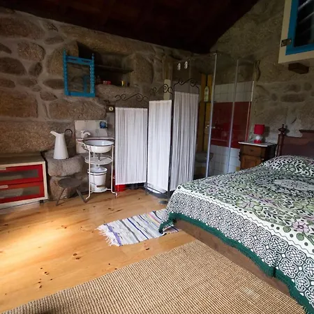 Casa Da Roda مونديم دي باستو